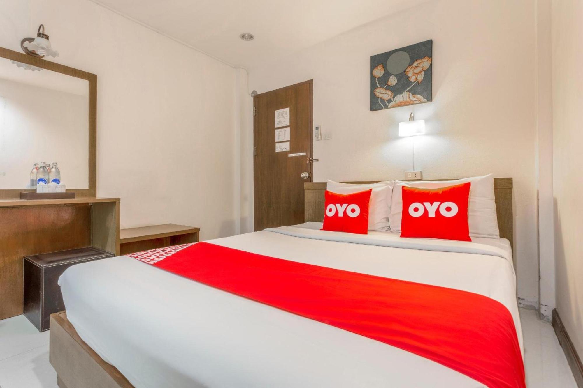 Super Oyo 1096 Winner Inn Hotel Чіангмай Екстер'єр фото